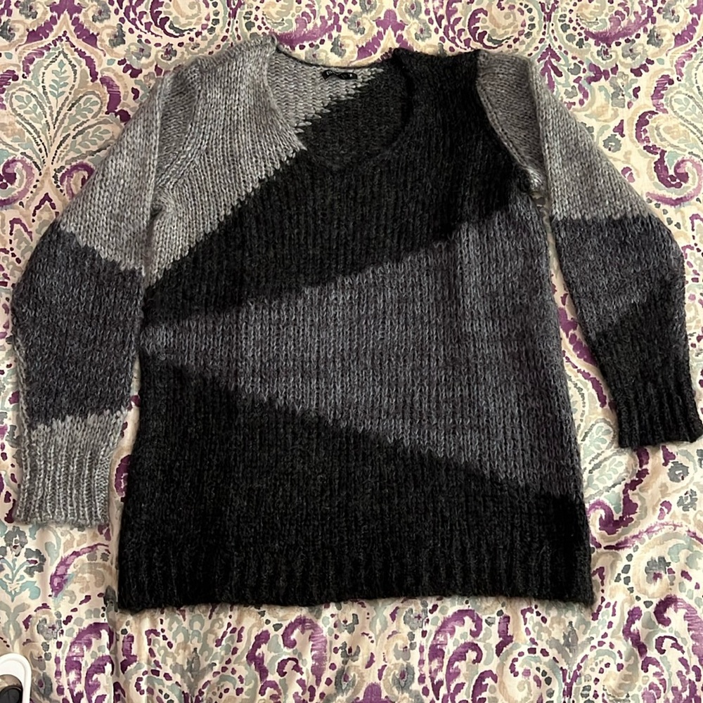 Eileen Fisher Yak & Wool Open Knit V-Neck Sweater M